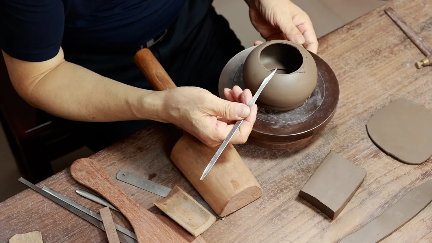 Yixing Zisha Teapot Craft Experience in Yixing