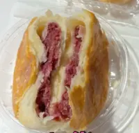 Pang Ding in Dali – Fresh Flower Cakes